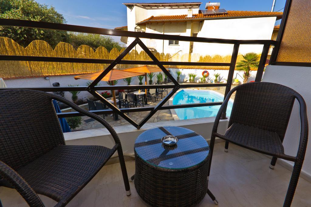 Hotel Pavlidis Limenas  Bilik gambar